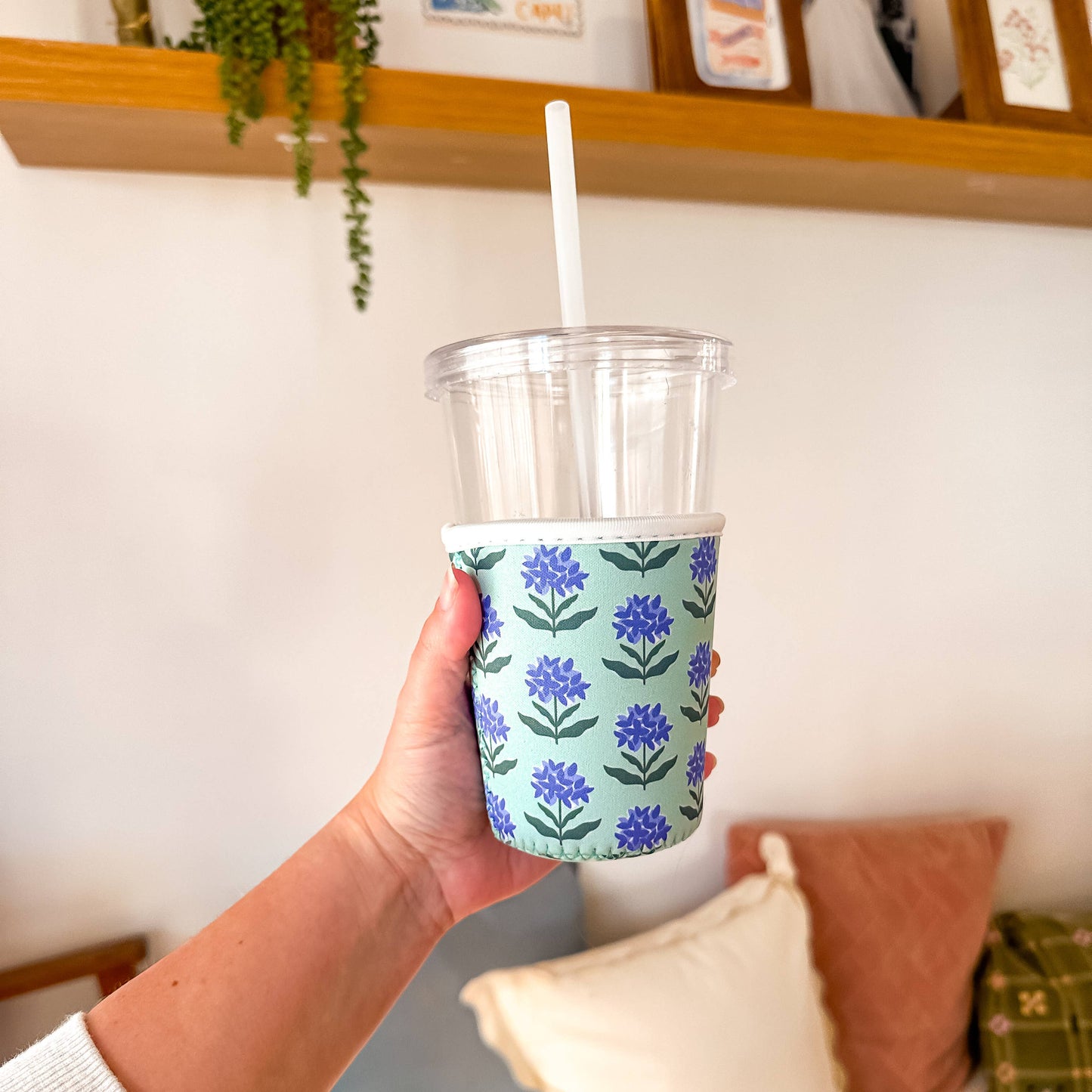Small Hydrangeas iced Coffee Sleeve