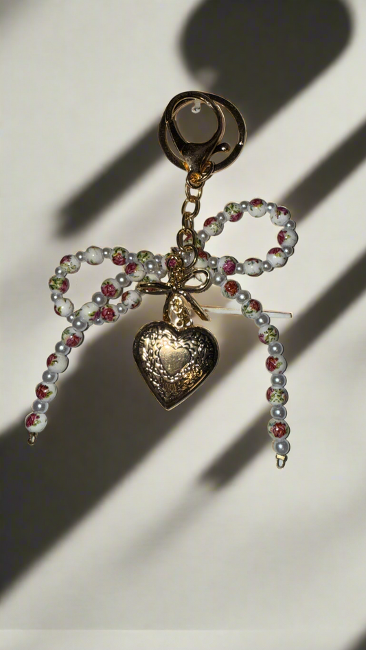 Beaded bow keychain