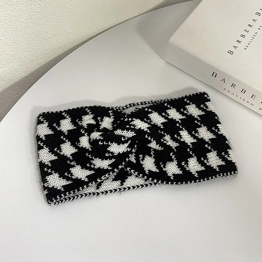 Houndstooth Ear Warmer