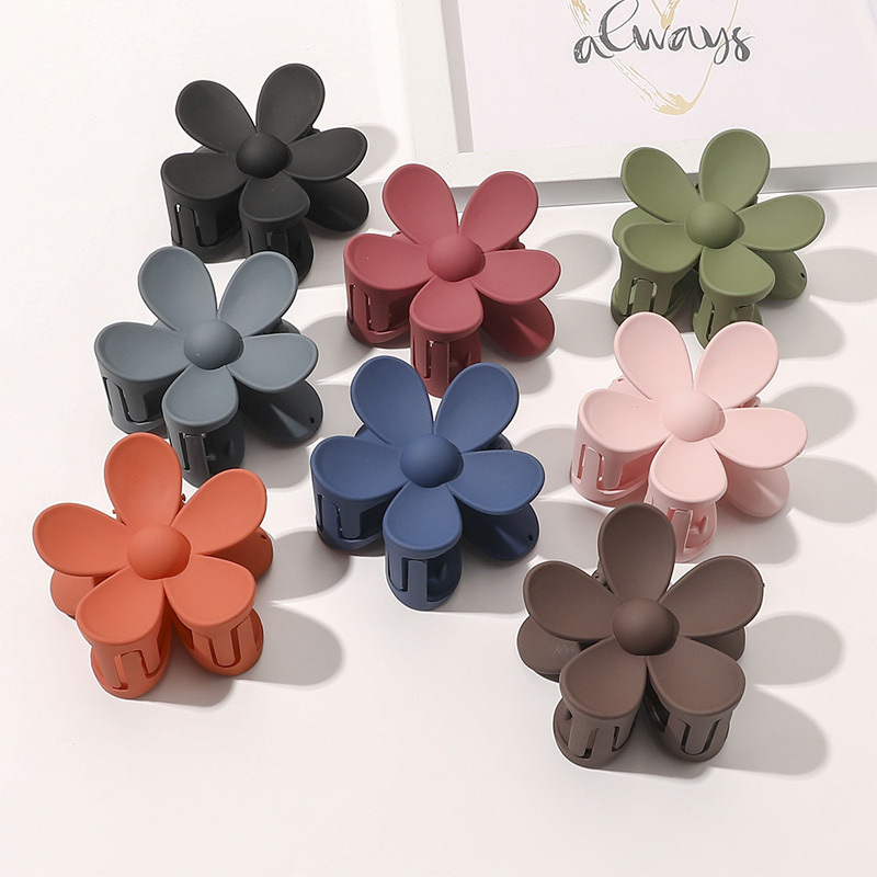 Flower clips