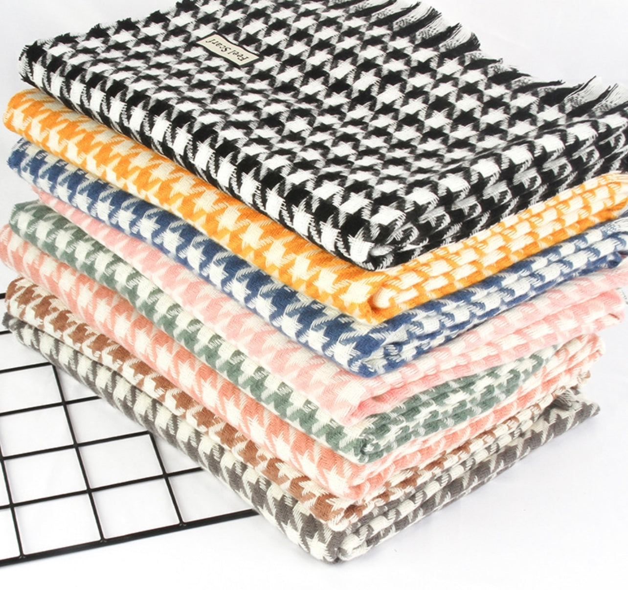 Houndstooth scarf