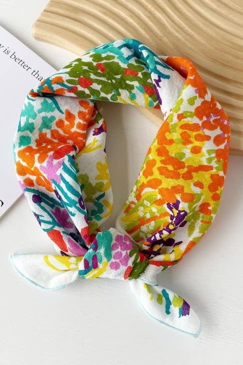 FLORAL PRINT SCARF