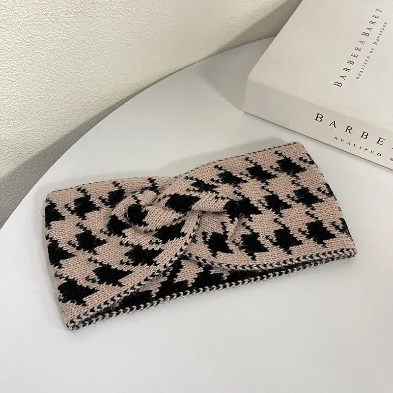 Houndstooth Ear Warmer