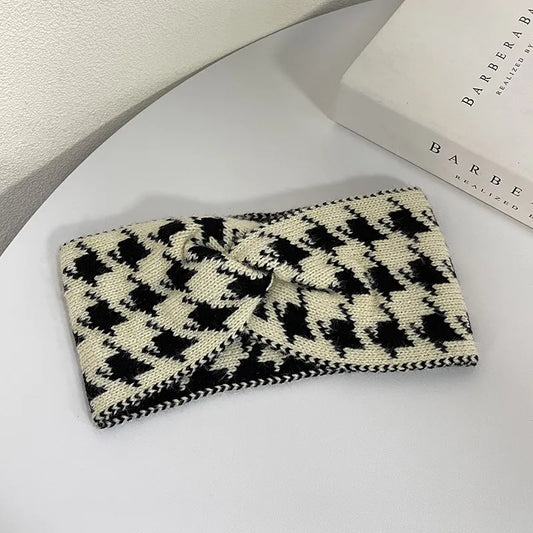 Houndstooth Ear Warmer