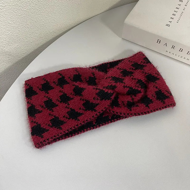 Houndstooth Ear Warmer