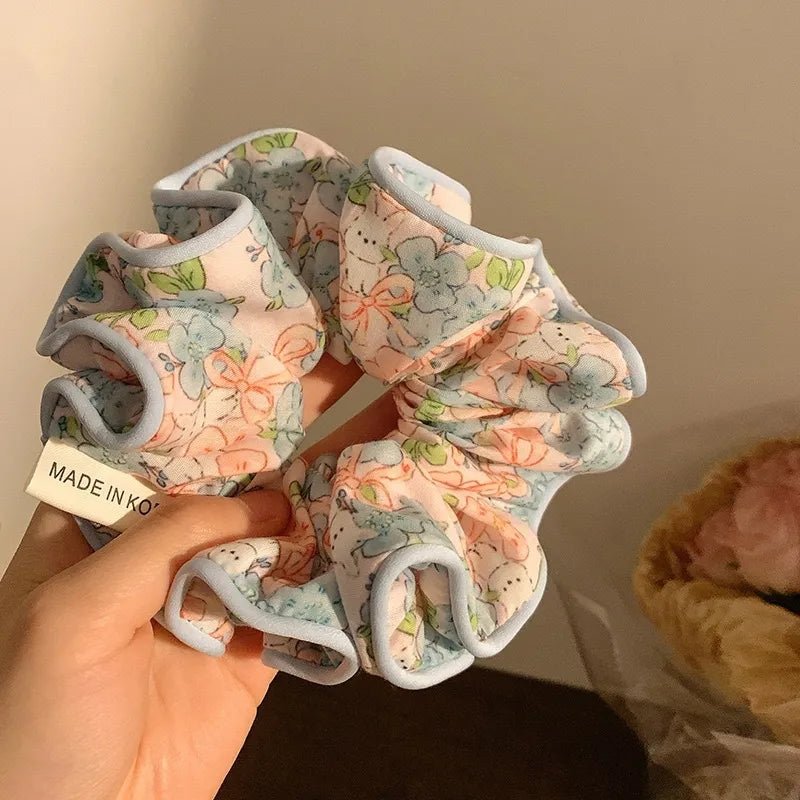 Printed scrunchies