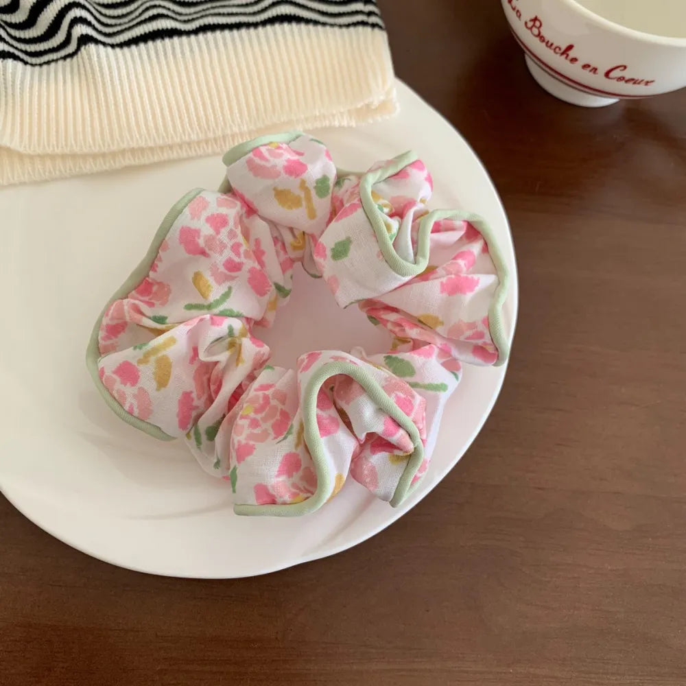Printed scrunchies