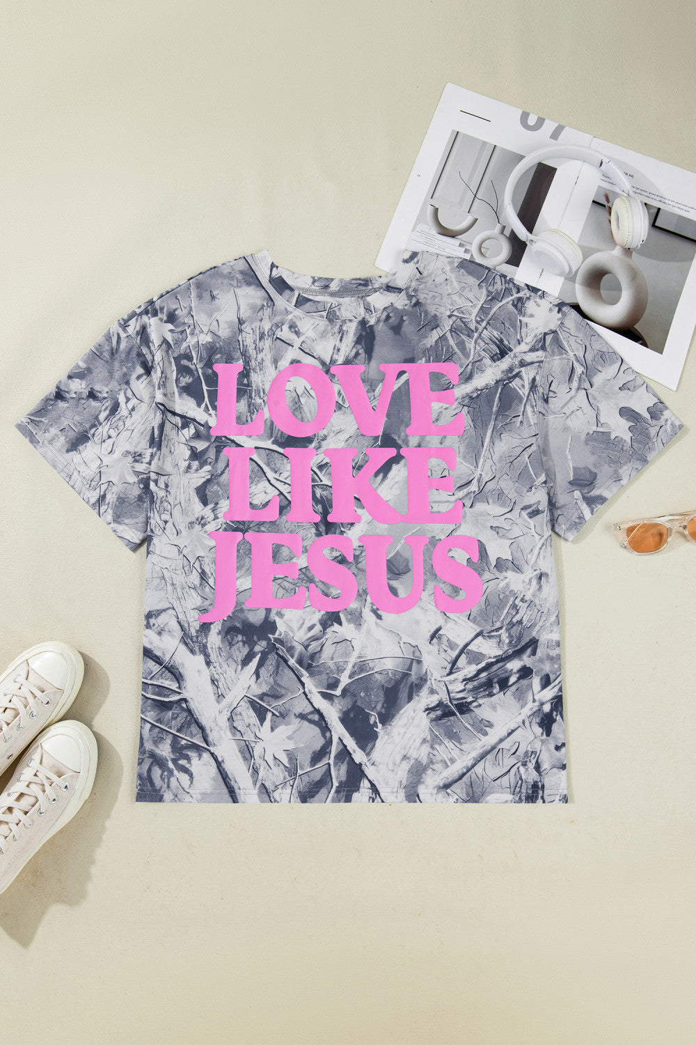 Love Like Jesus Tee