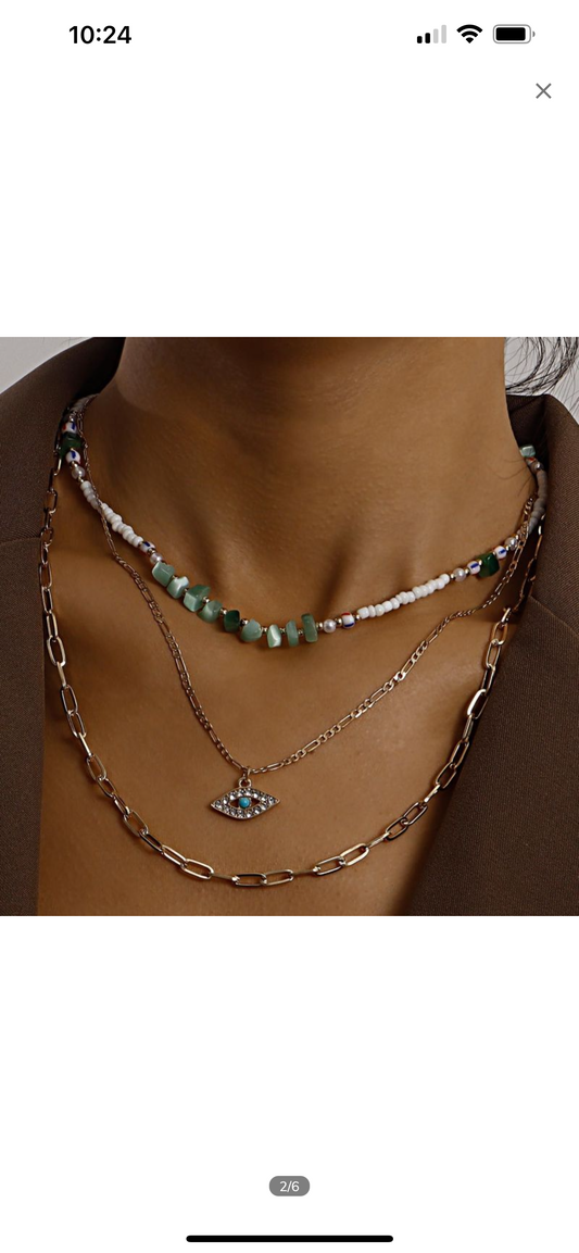 Layer gold and green necklace
